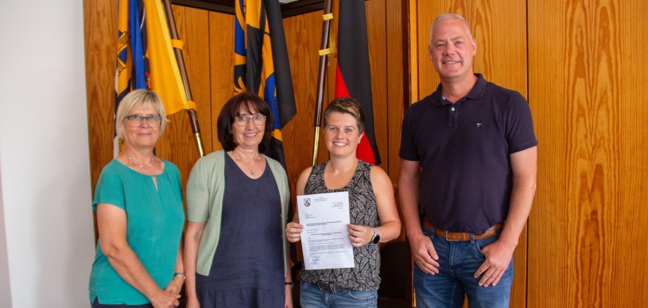 Gruppenbild mit v.l.: Gisela Pfaff, Inna Wallner, Simone Rudolphi und Ralf Hechler