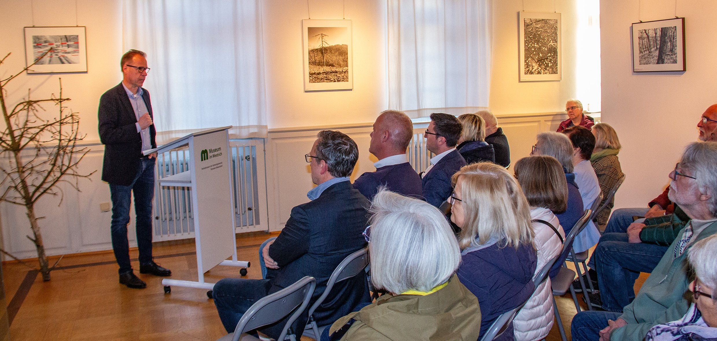 Blick ins Museum zur Ausstellungseröffnung