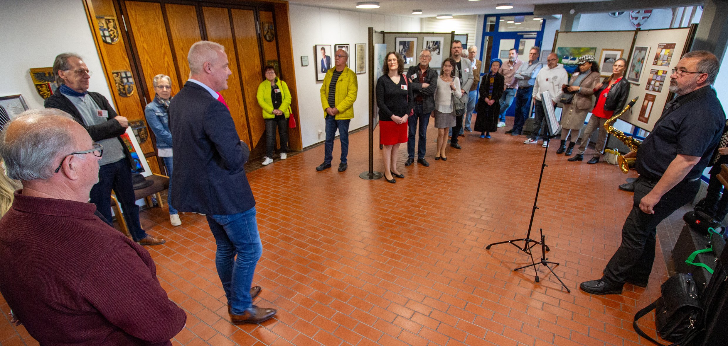 Begrüßung der Gäste zur Ausstellungseröffnung durch Bürgermeister Ralf Hechler
