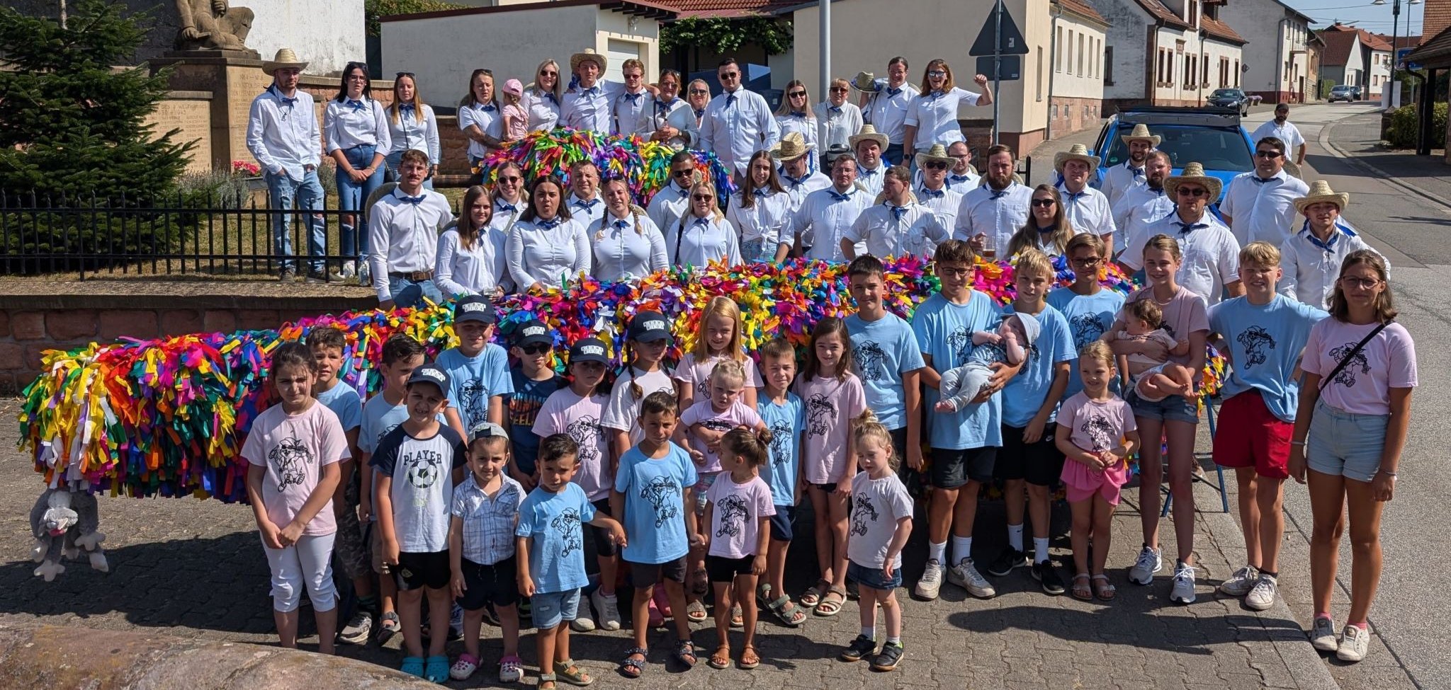 Gruppenbild drei Generationen Straußjugend