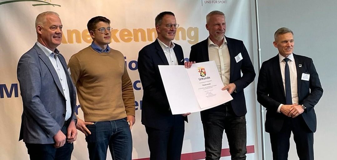 Gruppenbild mit Innenminister