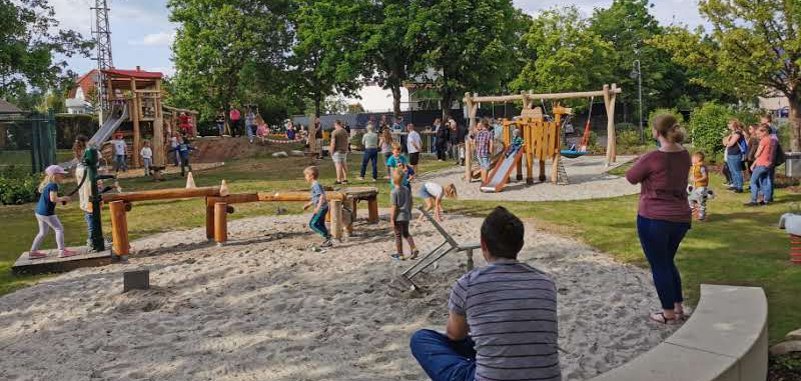 Blick auf den neuen Spielplatz