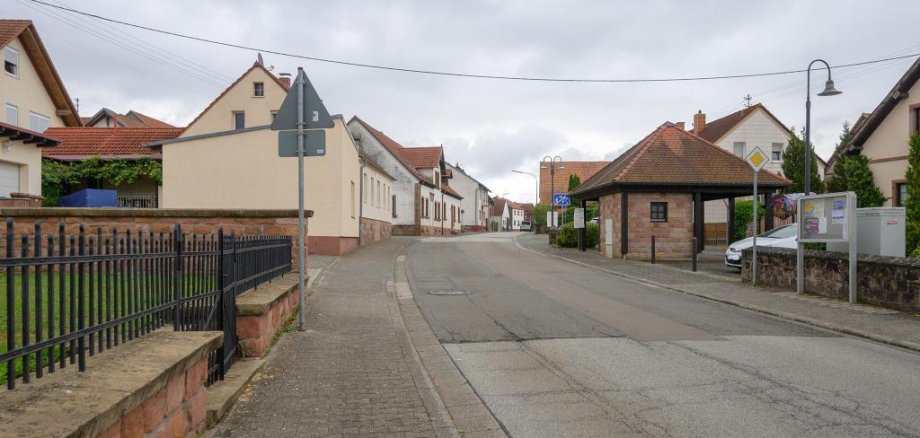 Die Hauptstraße in Katzenbach