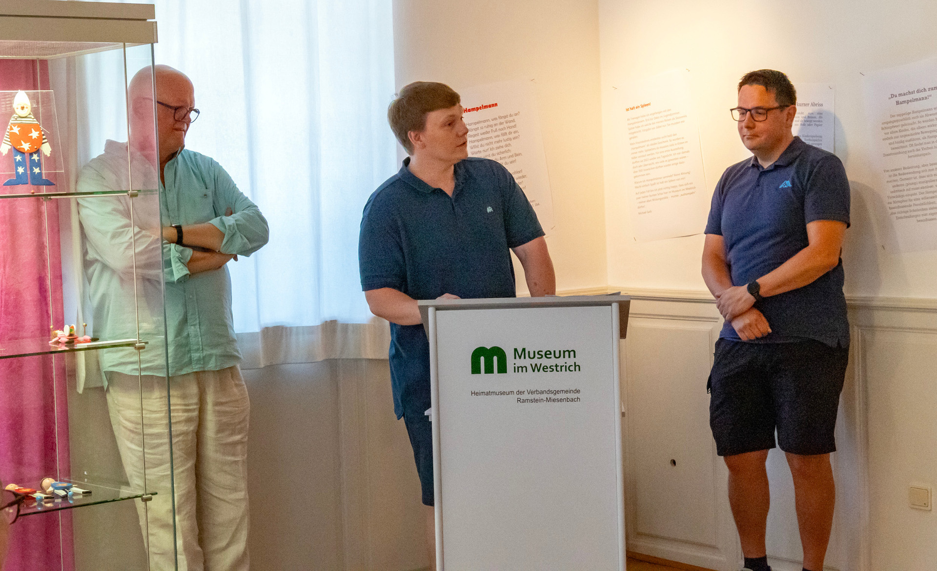 Eröffnung der Ausstellung mit Geib, Pakenis und Lenhart