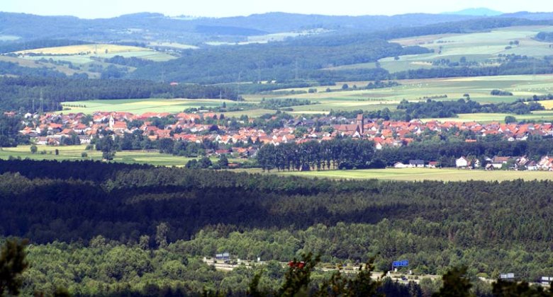Blick auf Hütschenhausen von der Sickinger Höhe